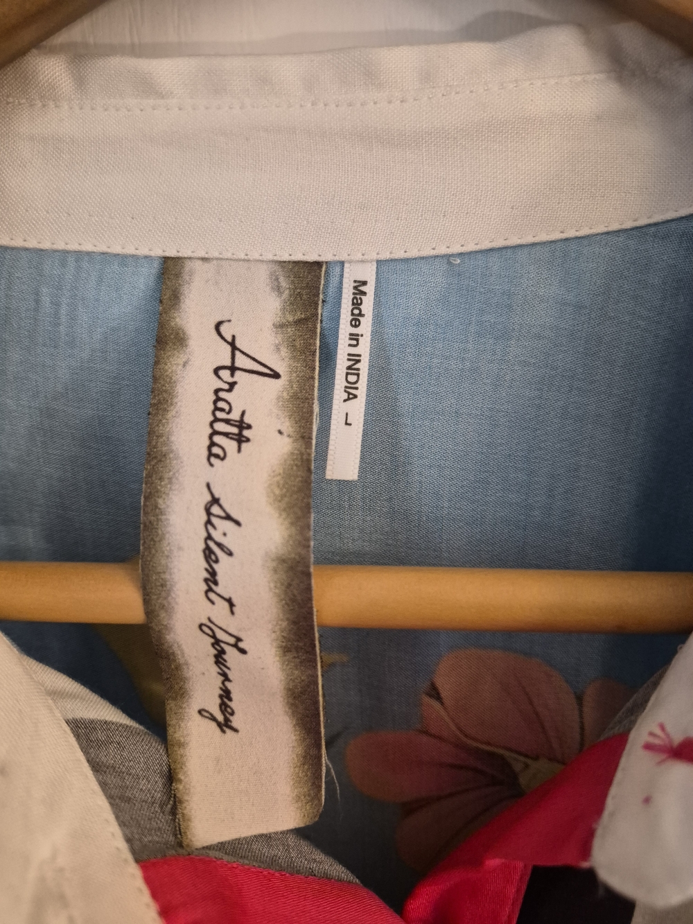 Aratta Floral Garden White Blue Floral Accent Top - Picture 2 of 10